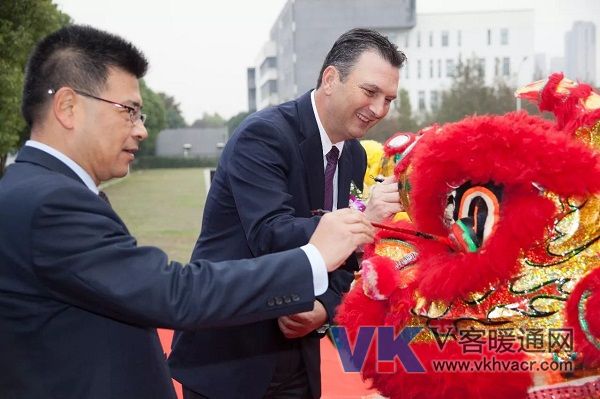 1511332198120402.jpg 微信图片_20171122141602.jpg