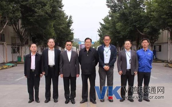 1513835210952981.jpg 微信图片_20171221135735.jpg
