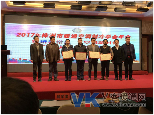 1516003107138045.png QQ图片20180115160520.png