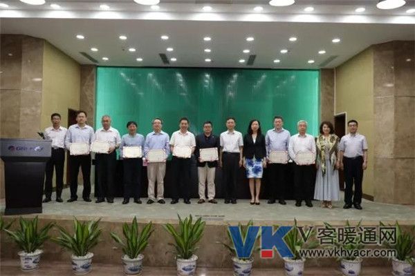 1525830078131190.jpg 微信图片_20180509094855.jpg