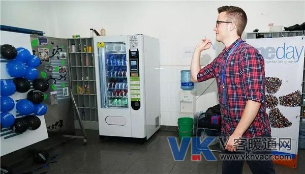 1563178555583424.jpg 依必安派特4.jpg